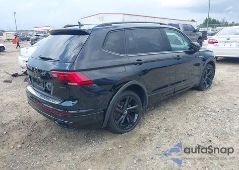 2024 Volkswagen Tiguan 2.0T Se R-Line Black z USA, uszkodzony, nr VIN 3VV8B7AX1RM147232